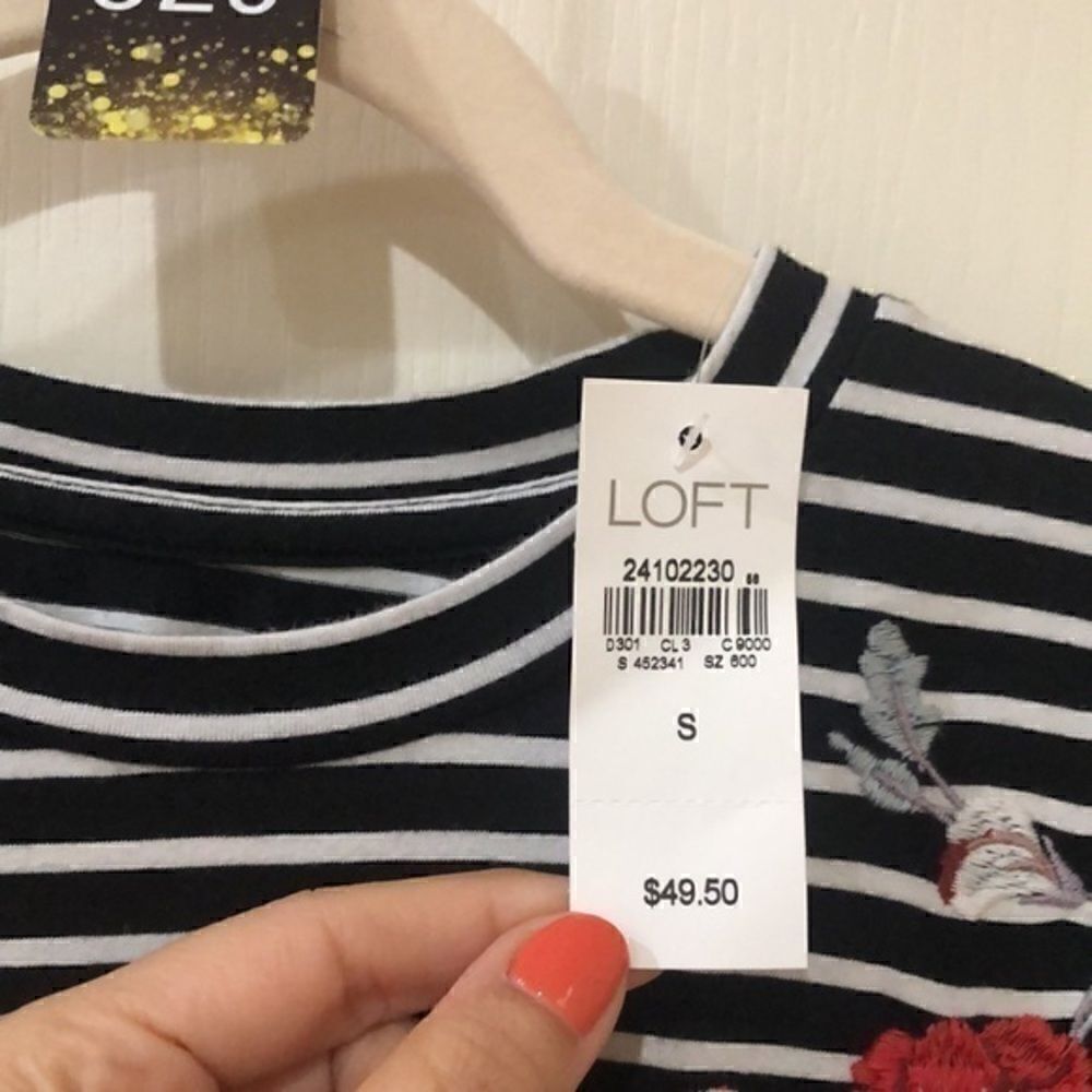 NWT Loft‎ Embroidered Blouse - Picture 3 of 5